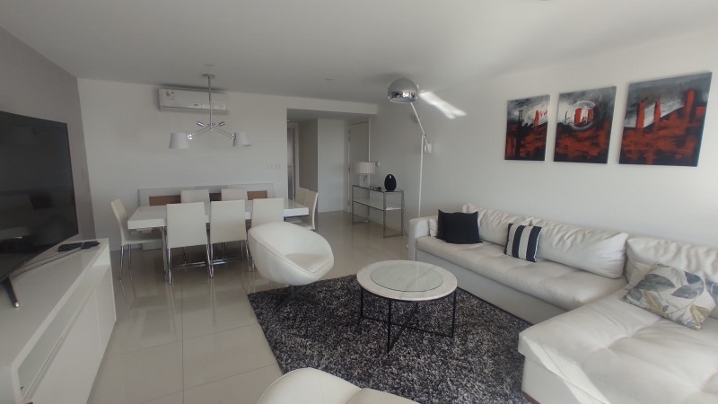 Departamento en venta, 3 dormitorios, Playa Mansa 